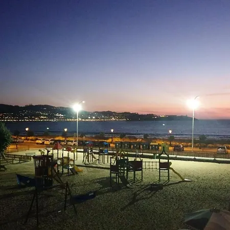 3 Bedrooms With Sea View Furnished Terrace And Wifi At Nigrán
